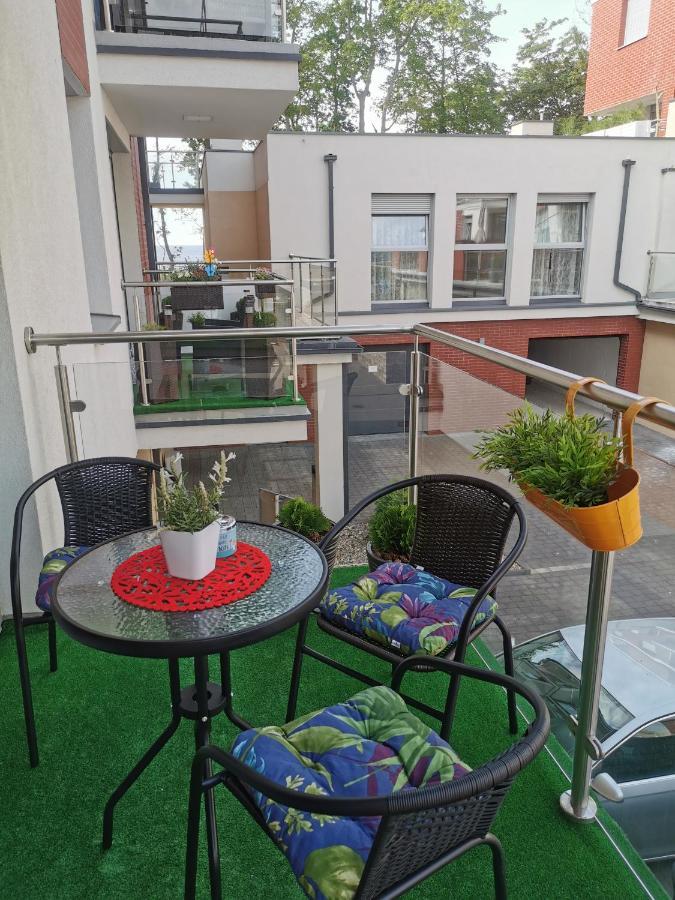 Apartament Ibiza Przy Plazy Rewal Dış mekan fotoğraf