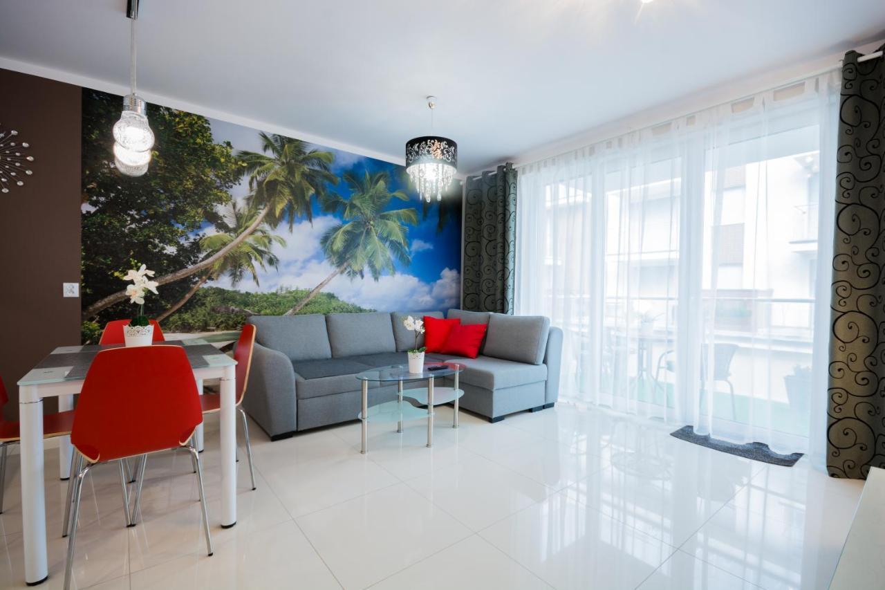 Apartament Ibiza Przy Plazy Rewal Dış mekan fotoğraf