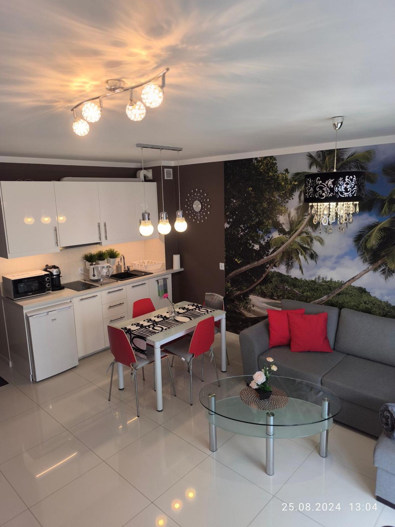 Apartament Ibiza Przy Plazy Rewal Dış mekan fotoğraf