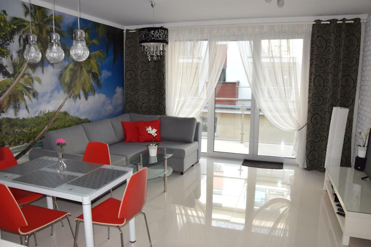 Apartament Ibiza Przy Plazy Rewal Dış mekan fotoğraf